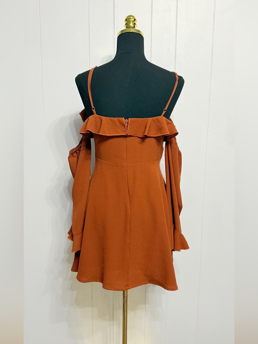 NWOT Franco Rust Ruffled Cold-Shoulder Dress - Picture 2 of 8